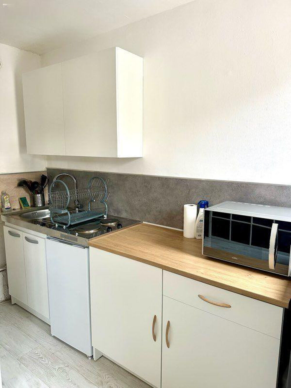Location Appartement T1 meublé 27m2  la Timone clair et au calme Marseille 5