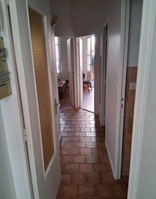 Location Appartement Beau T3 meublé 58m² avec belle terrasse de 24m² Aix-en-provence