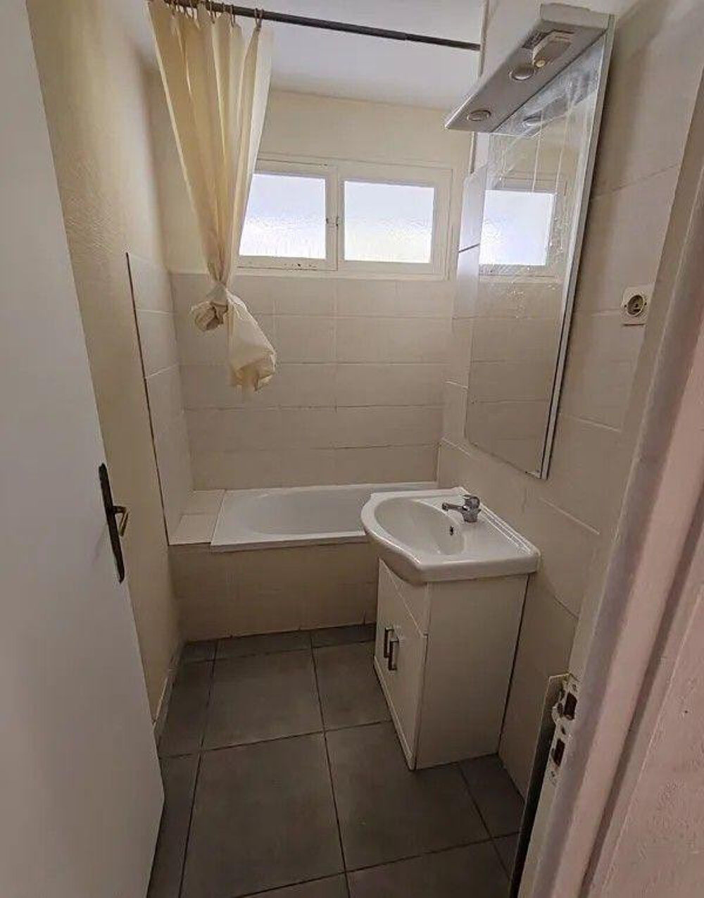 Location Appartement Beau 3P 53m² avec balcon Grenoble