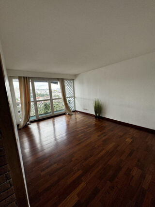 Location Appartement Beau 3P spacieux et lumineux 64m² avec balcon Villejuif