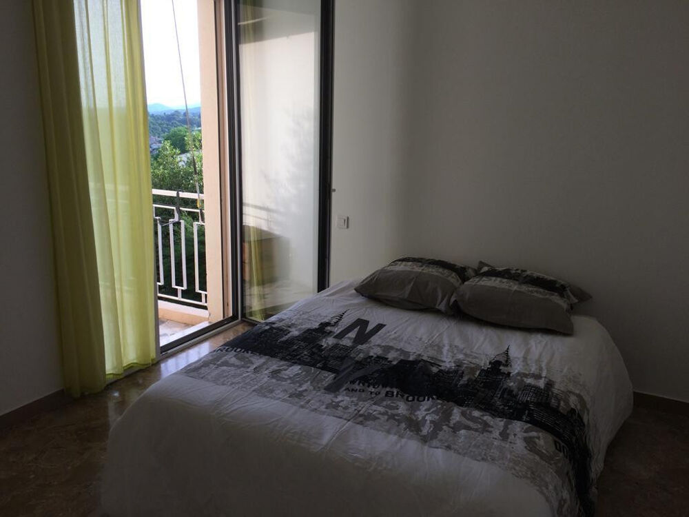 Location Appartement 2 Pièces avec Parking privé - Vence Vence