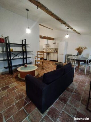  Appartement à louer 4 pièces 68 m²