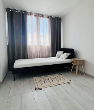  Appartement à louer 4 pièces 67 m²