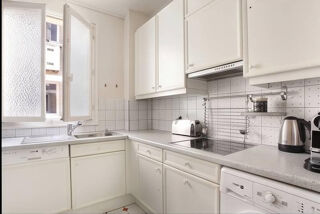 Location Appartement Paris 17e T2 meublé 51m², ascenseur, gardien, cave Paris 17