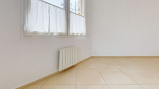  Appartement à louer 2 pièces 56 m²