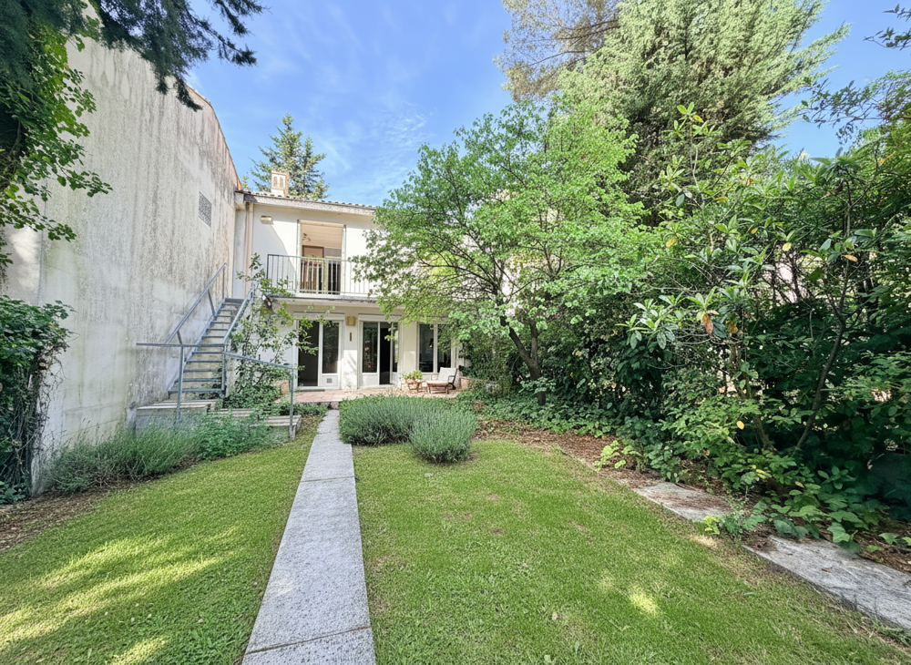 Vente Maison Maison 5 pièces de 109 m2 avec jardin et garage Montpellier