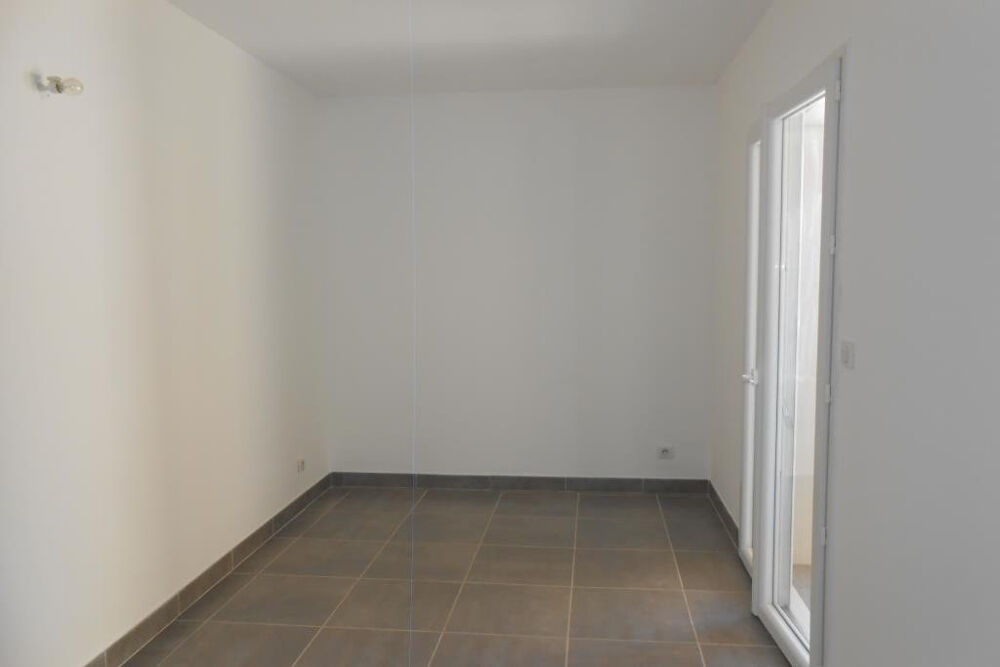 Location Appartement ASPERES - Appartement T3 de 50.17m2 avec terrasse Asperes