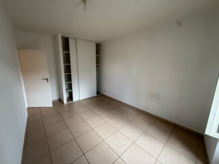  Appartement � louer 4 pi�ces 121 m�
