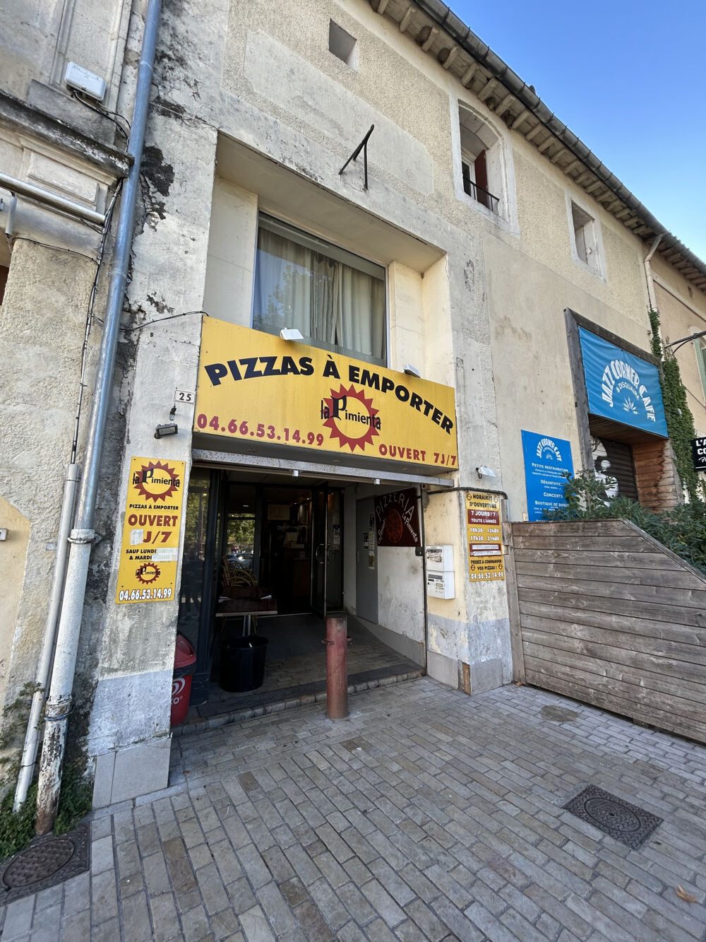   Sommières - Local commercial 75m2 