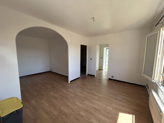  Appartement à louer 2 pièces 37 m²