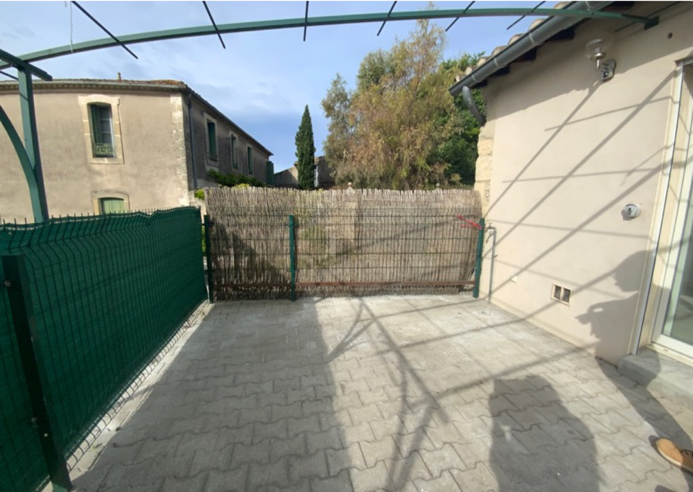 Location Appartement ASPERES - Appartement T2 de 57,64 m2 avec terrasse et parking Asperes
