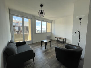  Appartement à louer 4 pièces 69 m²