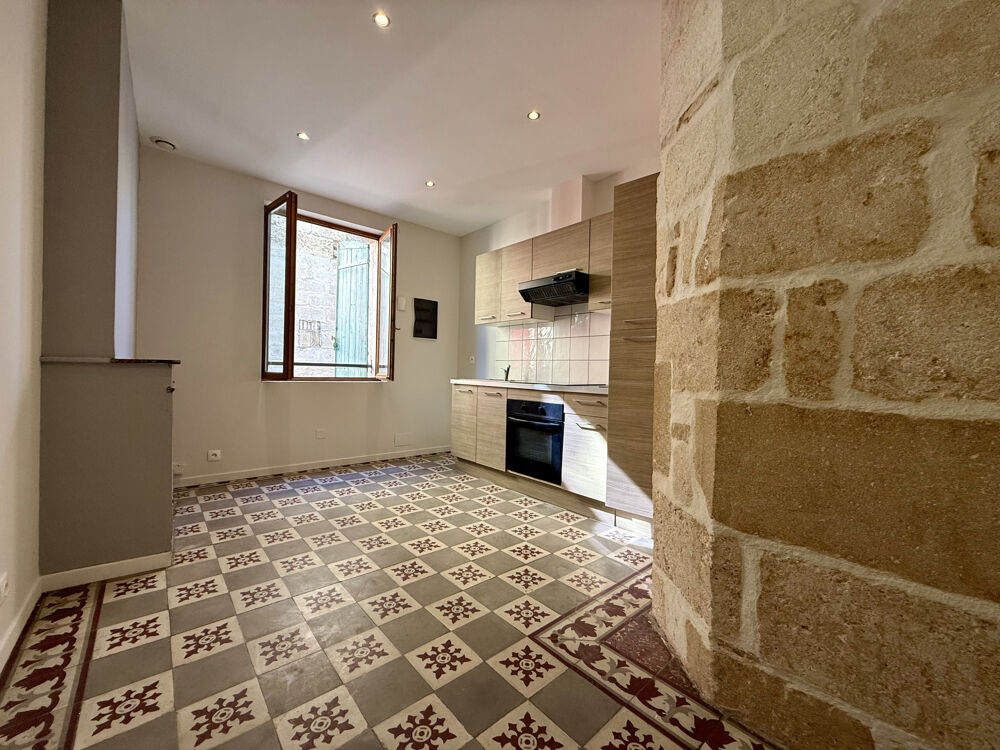 Charmante maison de village rénovée de 67m2 Centre de Sommières
