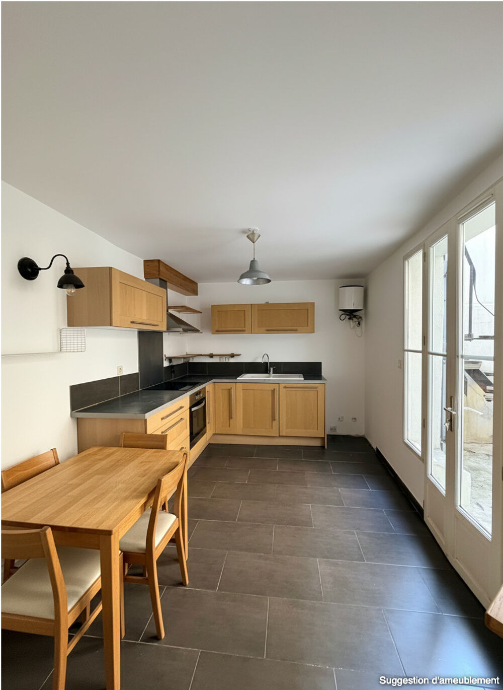 Maison de ville, terrasses, garage