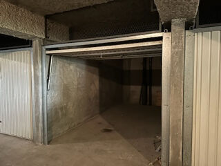  Parking / Garage � louer 12 m�