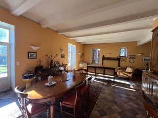  Maison � vendre 9 pi�ces 259 m�