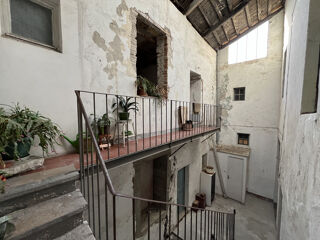  Maison  vendre 7 pices 350 m