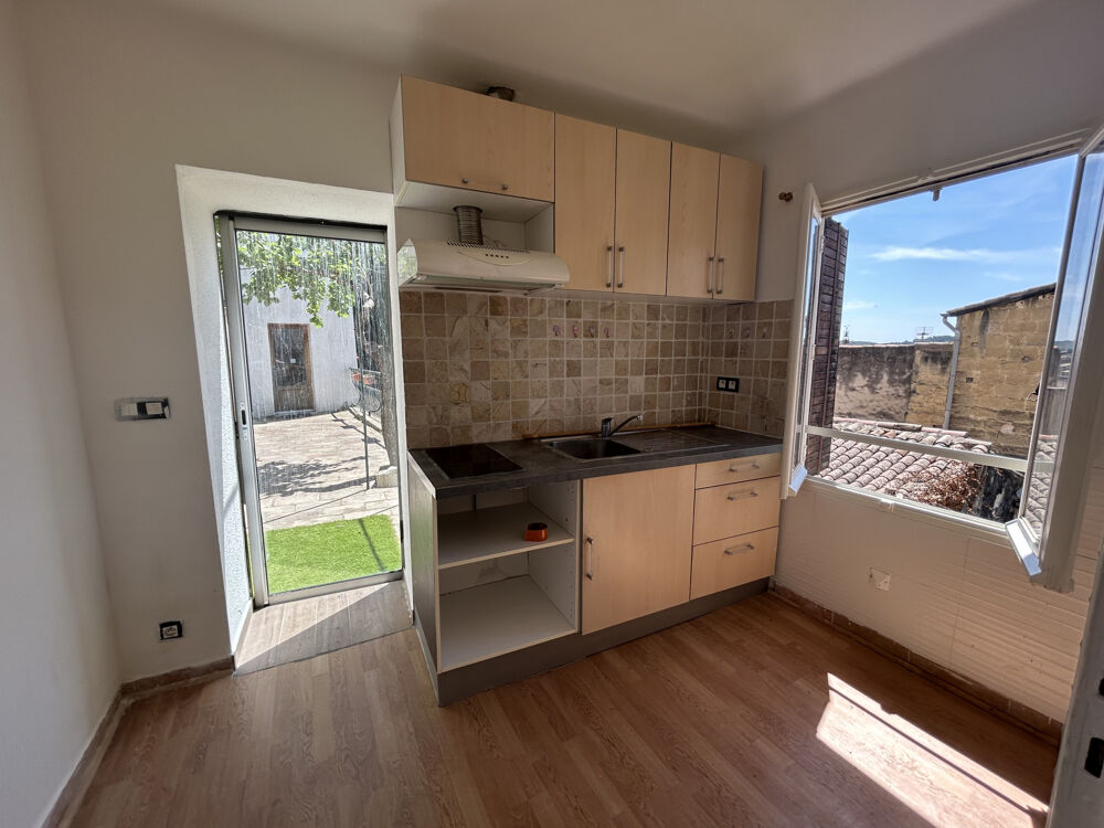 Location Appartement SOMMIERES Centre Piéton - Appartement T2 au 2ème et dernier étage avec terrasse Sommieres