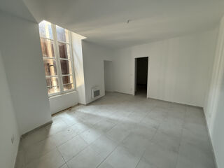  Appartement à louer 3 pièces 114 m²