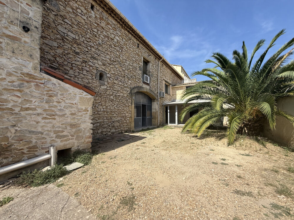 VERGEZE - À VENDRE Maison familiale de 148m2 avec grand garage de 200m2