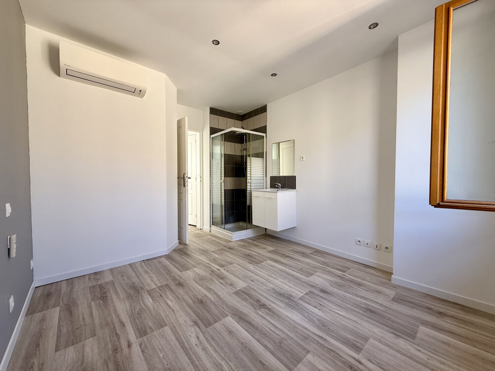 Charmante maison de village rénovée de 67m2 Centre de Sommières