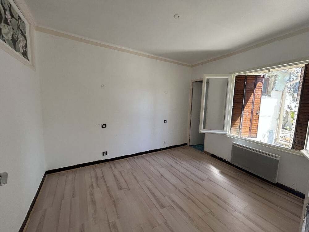 Location Appartement SOMMIERES Centre Piéton - Appartement T2 au 2ème et dernier étage avec terrasse Sommieres