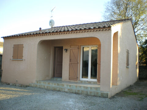   SATURARGUES - Villa de plain pied avec jardin cltur de 600 m2 avec garage comprenant : Maison - 4 pice(s) - 74 m