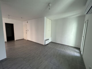  Appartement à louer 2 pièces 40 m²