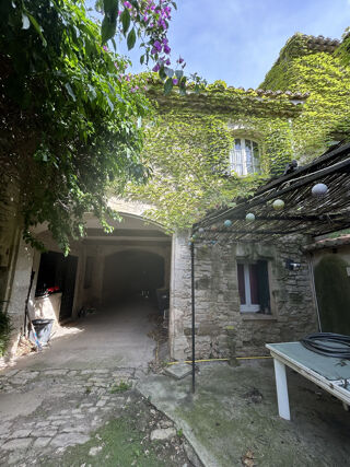  Propri�t�/ch�teau � vendre 11 pi�ces 390 m�