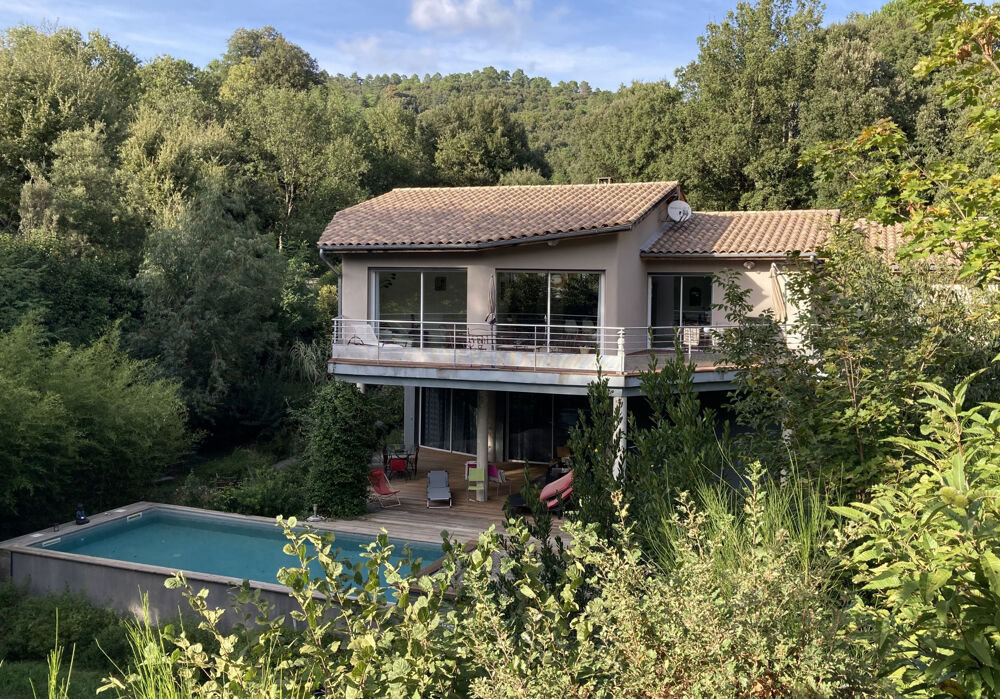 Maison 7 pièces 241 m² · à Monoblet · 241 m² · 555 000 €