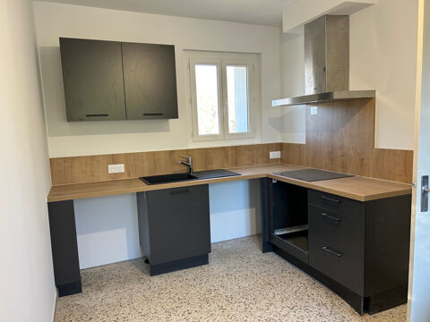  Appartement � louer 4 pi�ces 77 m�