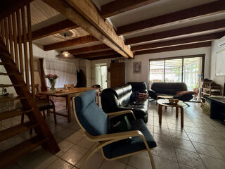  Propriété/château à vendre 5 pièces 145 m²
