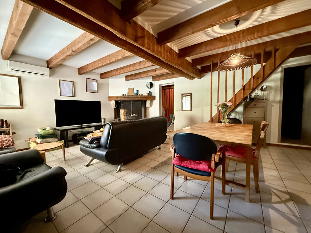 VERGEZE - À VENDRE Maison familiale de 148m2 avec grand garage de 200m2