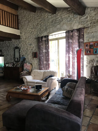  Propri�t�/ch�teau � vendre 11 pi�ces 390 m�