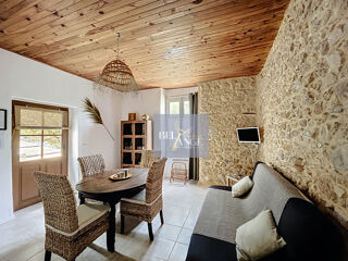  Maison à vendre 15 + pièces 360 m²