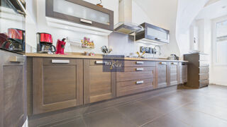  Maison � vendre 12 pi�ces 242 m�