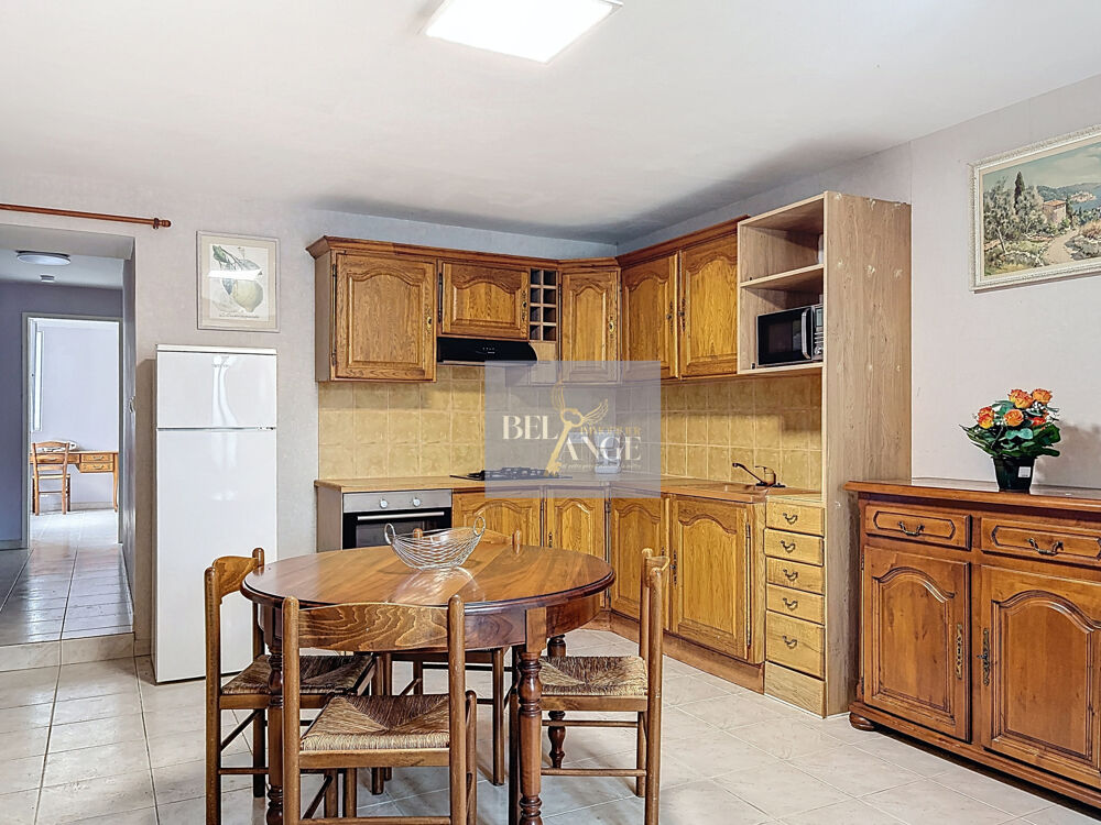 Maison de village au beau potentiel