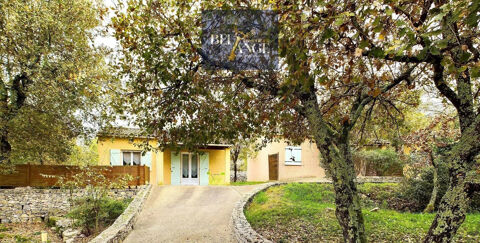   Ensemble immobilier de 6 maisons ind�pendantes meubl�es Propri�t�/ch�teau - 15 + pi�ce(s) - 255 m�