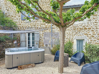  Maison à vendre 15 + pièces 360 m²