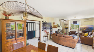  Propriété/château à vendre 15 + pièces 372 m²