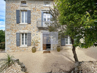 Maison 360 m² · à Vallon-Pont-d'Arc · 360 m² · 785 000 €