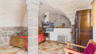  Maison � vendre 15 + pi�ces 354 m�