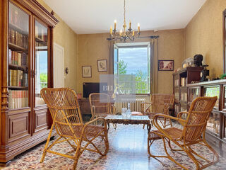  Maison  vendre 8 pices 156 m