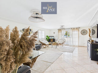  Maison à vendre 10 pièces 203 m²