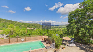  Propriété/château à vendre 15 + pièces 372 m²