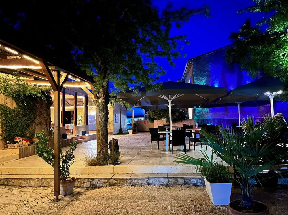 vente Propriété/château - 1165 m² Salavas (07150)