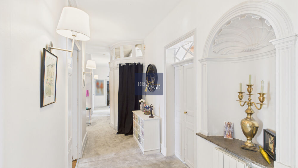Appartement 7 pièces 177 m² · à Aubenas · 177 m² · 280 000 €