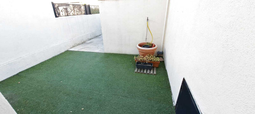 Vente Appartement Avec un extérieur, centre village Plan de cuques