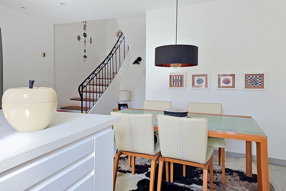 Vente Maison Terrasse et cave Cadolive