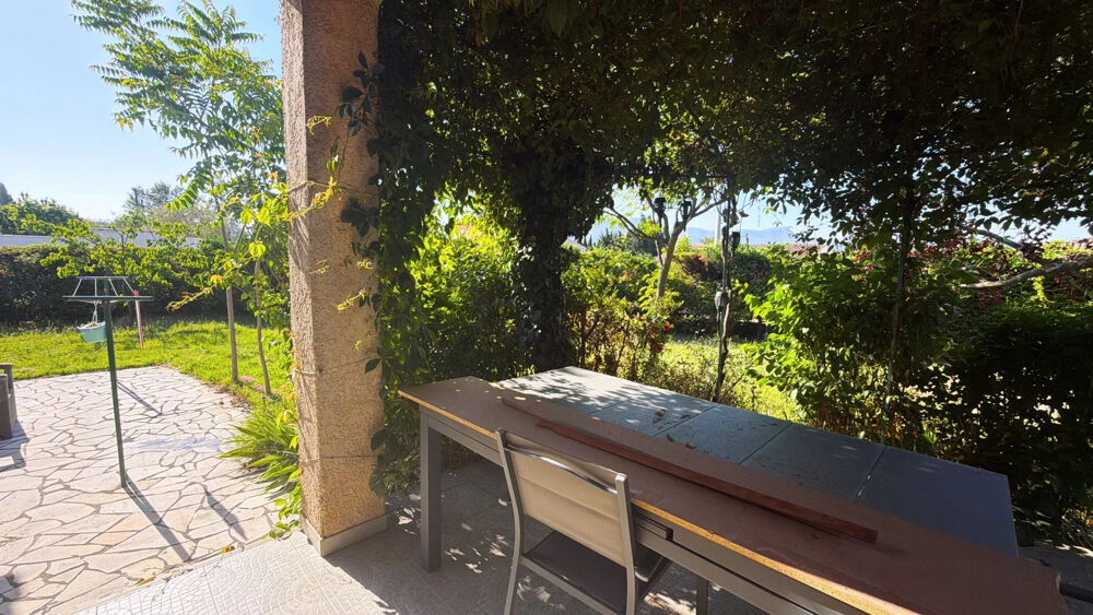 Terrain piscinable de 685 m2